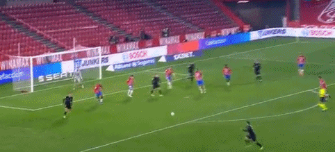 雄鹿最近12场狂输10场，排名跌出东部前十